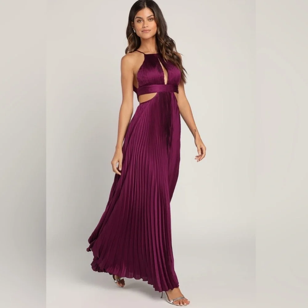 Minuet Plum satin pleated halter maxi dress size L 
( Maternity Optional ) - Picture 3 of 10